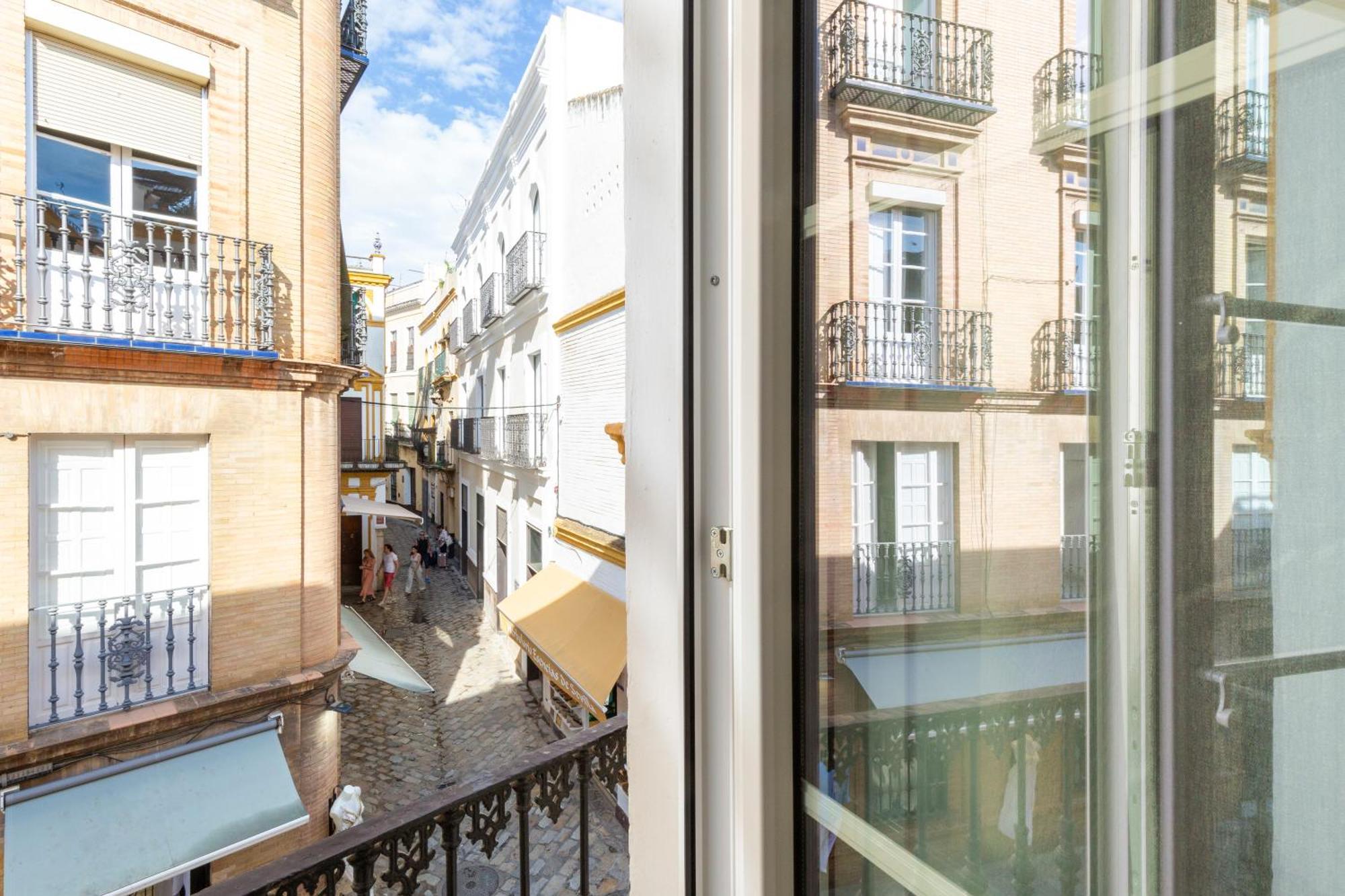 Descubrehome Santa Cruz Private Terrace With Giralda Views Sevilla Exterior foto